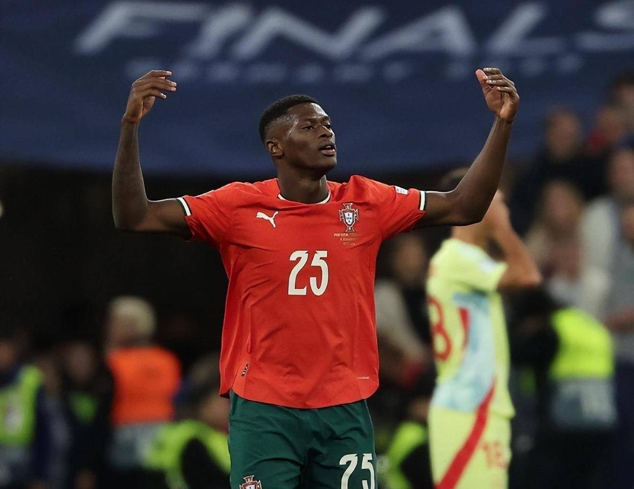 贝尔戈米挑国米队史最佳11人：大罗领衔，马特乌斯、萨队在列（贝尔戈米评选国米历史最佳11人：罗纳尔多领衔，马特乌斯、萨内蒂入选）